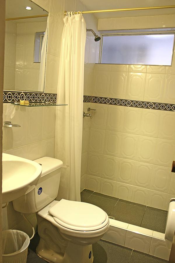 Hotel Villa Karina Bogotá Exteriör bild