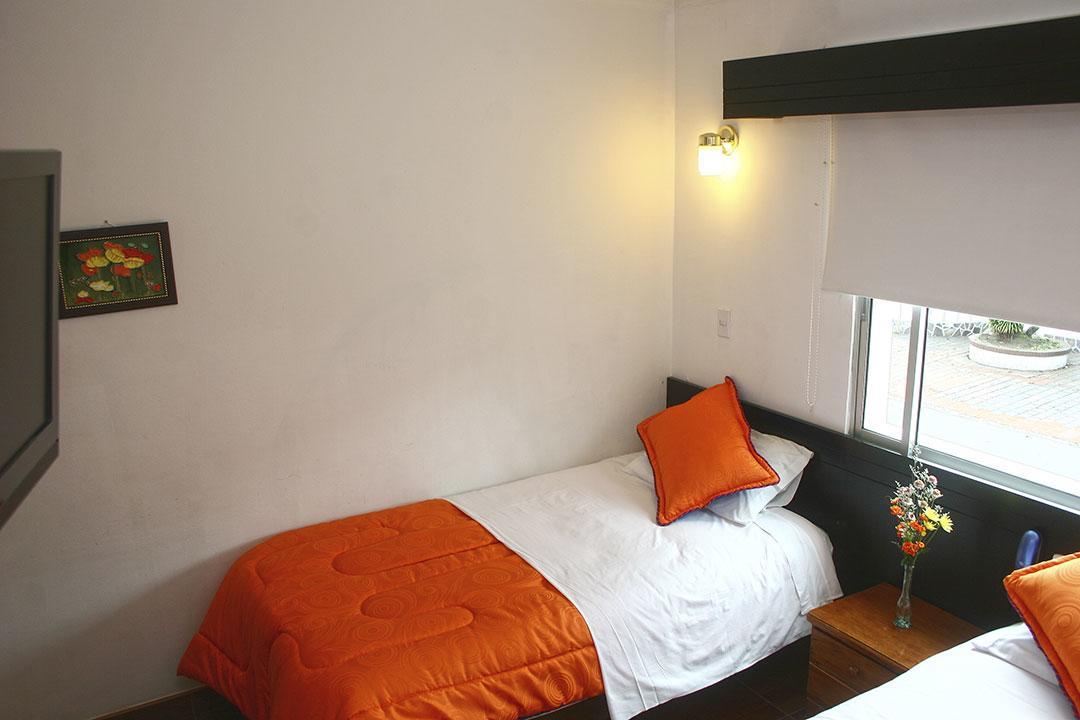 Hotel Villa Karina Bogotá Exteriör bild